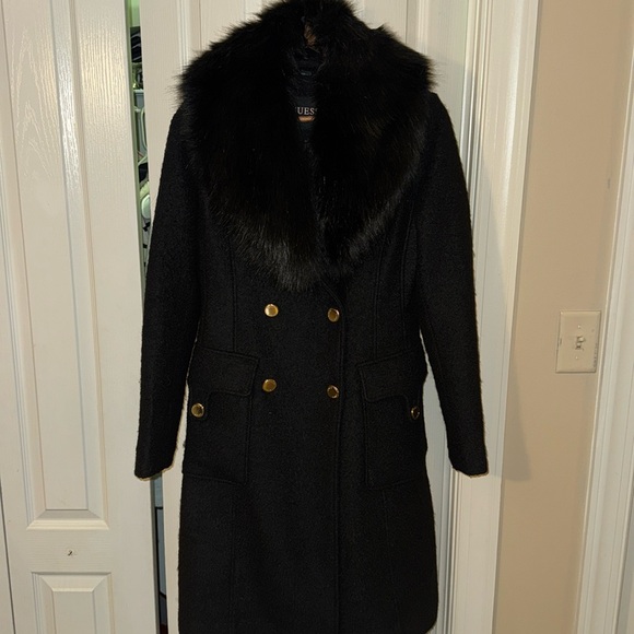 Guess peacoat with fur - Picture 4 of 15